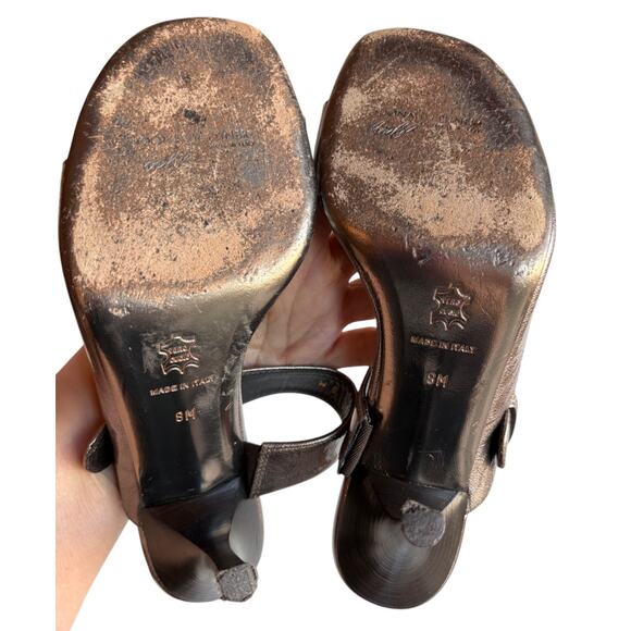 Donald J Pliner Bronze Metallic Side Buckle Sandals with Heels size 8 - Picture 3 of 16